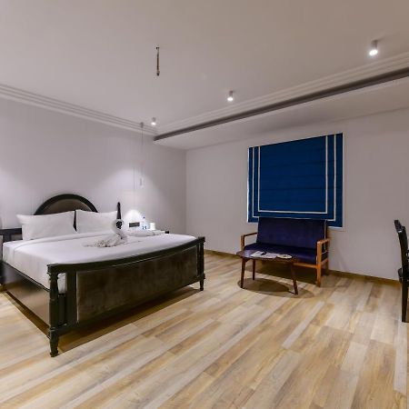 The Downton Hotel Raipur  Luaran gambar