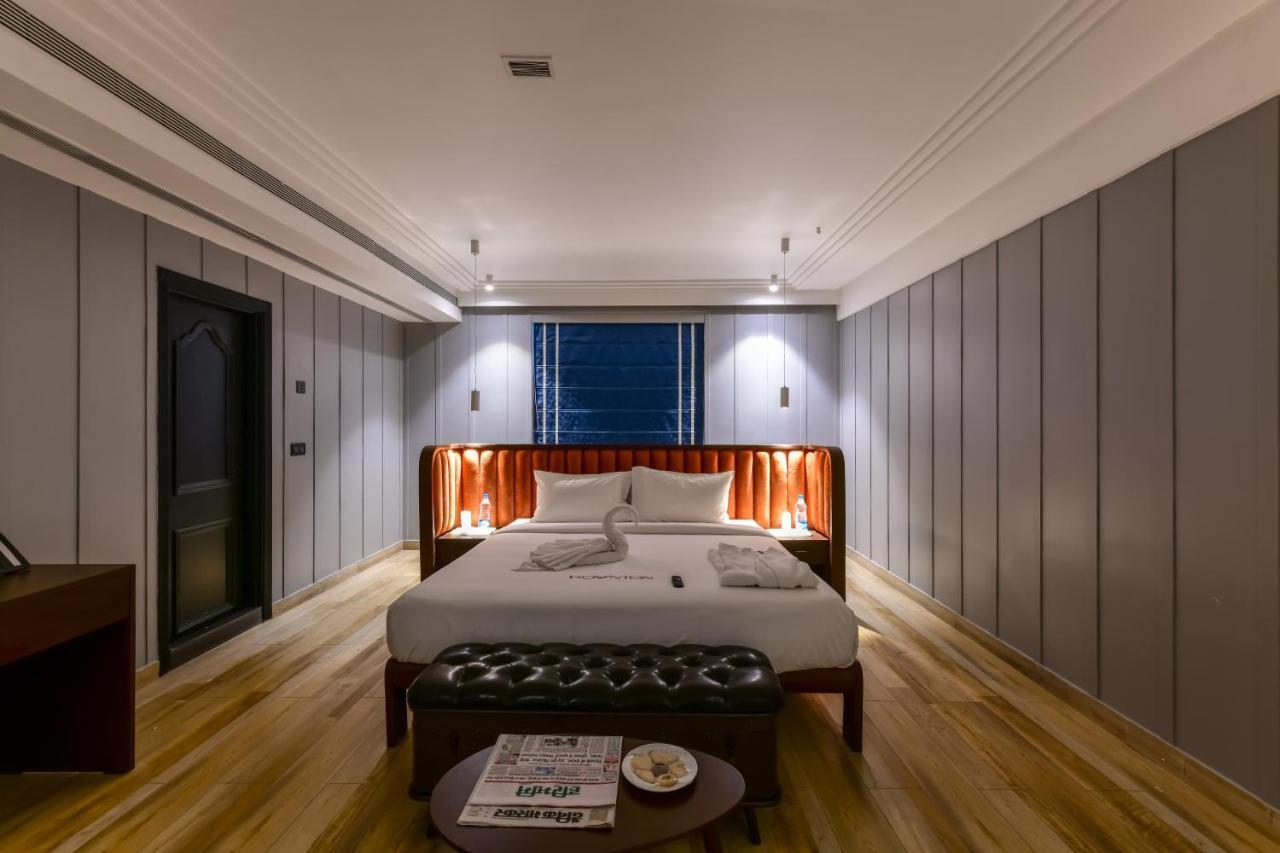 The Downton Hotel Raipur  Luaran gambar