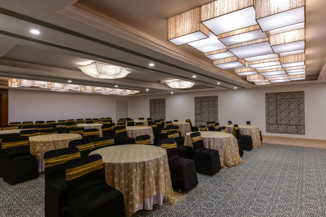 The Downton Hotel Raipur  Luaran gambar